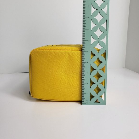 Thermos DC Comics Batman Kids Dual Compartment Lunch Box Bag With Cape PVC Free - Picture 15 of 16